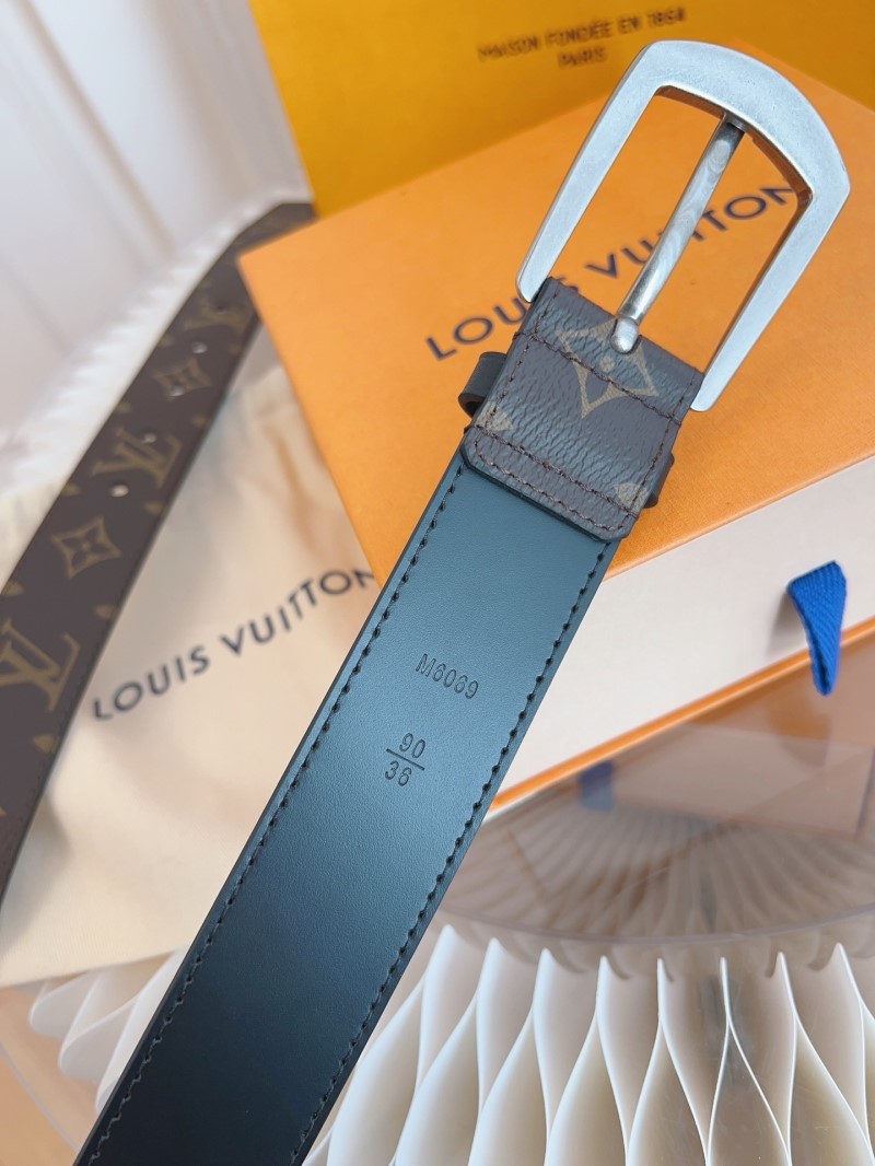 LOUIS VUITTON Belts